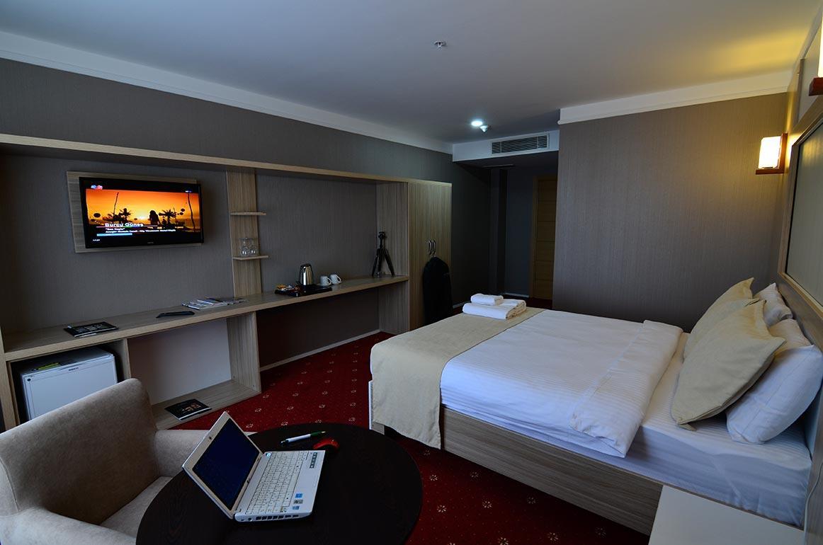 Life Port Hotel Istanbul Sekerpinari Exteriör bild